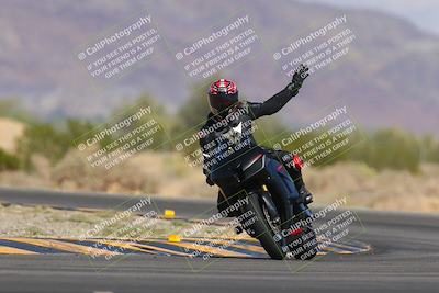 media/Nov-06-2023-Moto Forza (Mon) [[ce023d0744]]/3-Intermediate Group/Session 3 (Turn 5)/